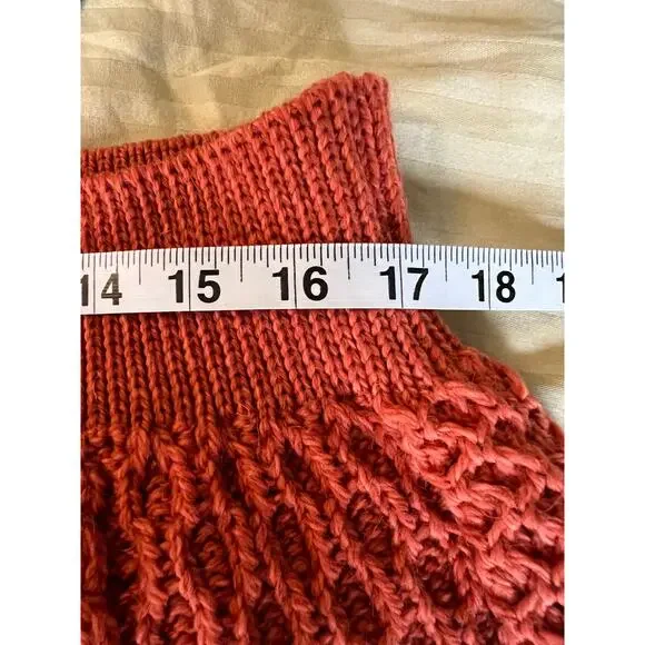 ARAN Woollen Mills merino wool cable knit midi form fit burnt orange skirt NWT